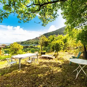 Appartamento Chiavari Cozy Apartments In Villa With Shared Garden & Parking, Chiavari